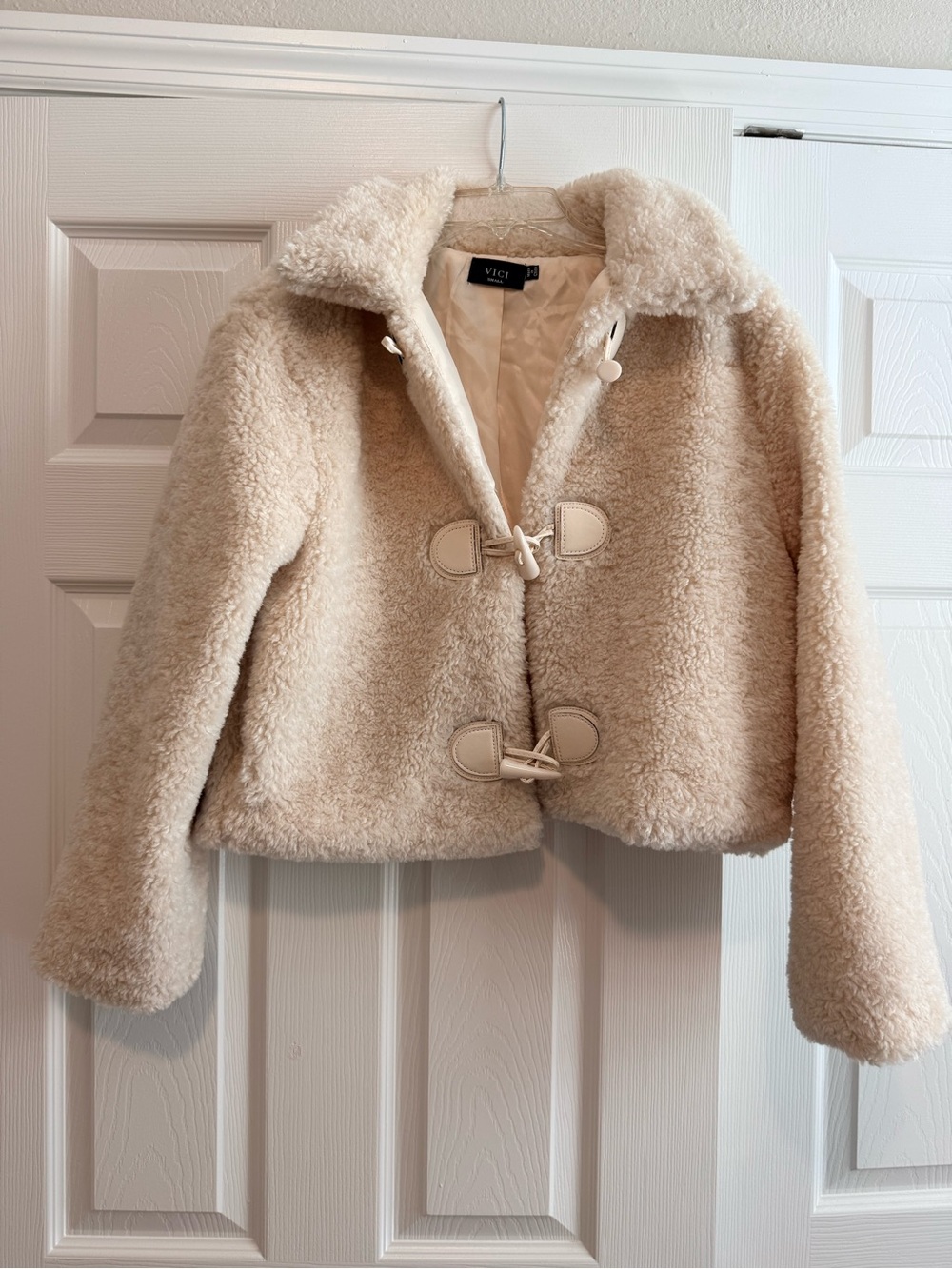 VICI Cream Sherpa Toggle Jacket